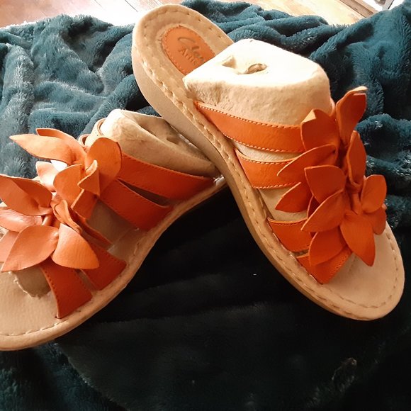 clarks orange sandals